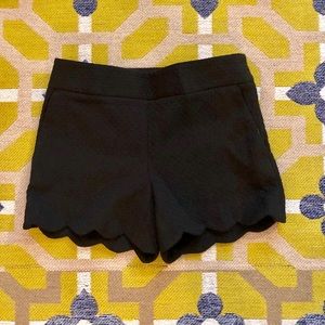 LOFT Shorts, NWT, Size 00, Black Scallop Hem